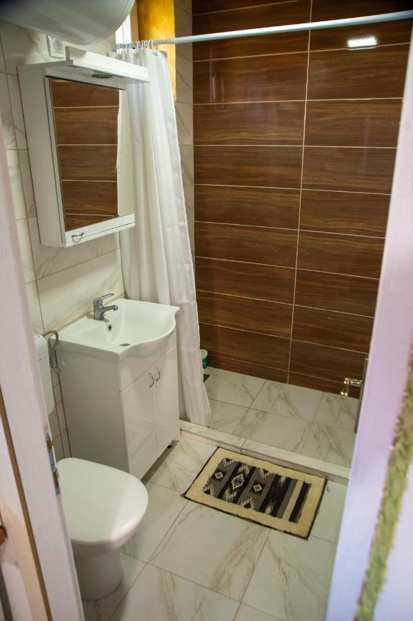 Apartmani Kacara Sremski Karlovci Exterior foto